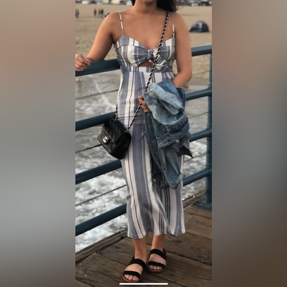 Forever 21 Jumpsuit - Picture 7 of 8